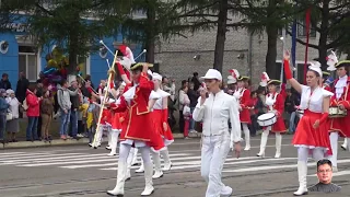 Праздничное шествие в честь дня города Комсомольска-на-Амуре
