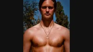 Alexander Skarsgard: Hot Like Wow!!