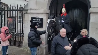 Disrespectful tourist manhandled the horse the kings guard has had enough #thekingsguard