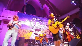 Steve'n'Seagulls - You Shook Me All Night Long [AC/DC] Southgate House Revival 8/31/18 Newport, KY)