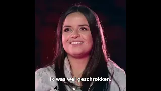 hanne verteld aan Julia en marthe dat  ze zwanger is