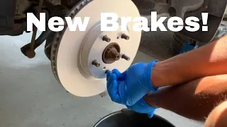 Toyota RAV4 Brakes - rotor and pad replacement