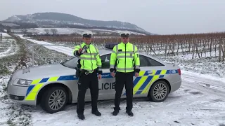 Policie ČR: Vánoční přání - nesestříhané