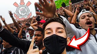 FUI NO ESTÁDIO DO CORINTHIANS NO MEIO DA TORCIDA!