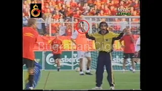 Fenerbahçeli Rambo Okan'ın Ali Sami Yen Stadı'na Bıçakla Girişi (Galatasaray - Samsunspor) (2002)