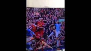 Skrtel punch v Man City