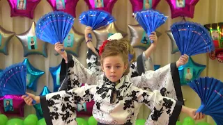 Японский танец в детском саду