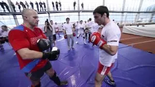 Striking combo by Fedor Emelianenko. Ударная комбинация от Федора Емельяненко