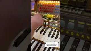 Demonstrating the Virtuoso Keyboard on a Lowrey Organ