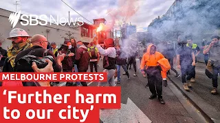 Protesters stand-off with Victoria Police at Shrine of Remembrance | SBS News