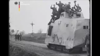 Редкие кадры танка Sturmpanzerwagen A7V - 1918 год.