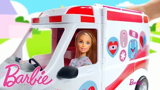 Barbie 2-in-1 Krankenwagen Spielset | @BarbieDeutsch