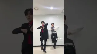 jake and super junior eunhyuk dancing to bite me #enhypen #enhypenjake #superjunior #kpop