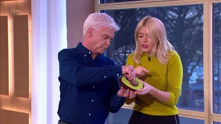 Holly and Phillip Try the Avocado Easter Egg | This Morning