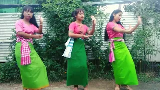 Khulonnaba cover dance 😐