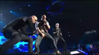 Wisin & Yandel - Noche de Sexo (ft Romeo Santos) - (Live La Revolución)