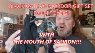 BLACK GATE OF MORDOR GIFT SET - FEAT. EXCLUSIVE MOUTH OF SAURON FIGURE!