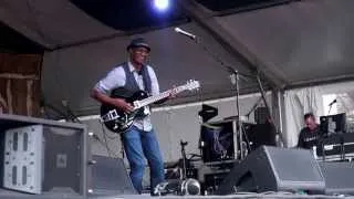 Keb' Mo'- "The Worst is Yet to Come" @ New Orleans Jazz Fest 2014 (4/26/14)