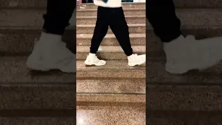 Shuffle dance freestyle - Танец Шаффл (Vova Legend)