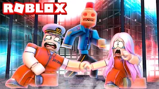 Trying to ESCAPE SIREN COPS PRISON in ROBLOX