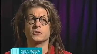 2001 Keith Morris of Circle Jerks on their fans