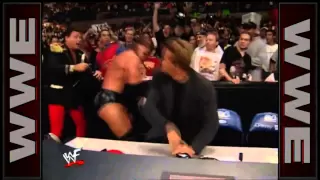 Arnold Schwarzenegger punches Triple H: SmackDown