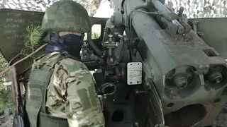 Russian Giatsint B howitzer destroys Ukrainian hardware and fortified positions