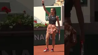 Oh. My. Word. Kasatkina produces the shot of Roland-Garros 🔥 #tennis #trickshots