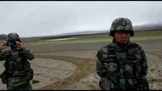 Chinese army arguing with Indo Tibetan Border Police I T B P  in Border of Arunachal Pradesh