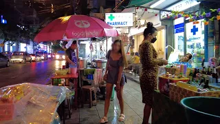 4K Thailand Travel 🇹🇭 Silom Area in Bangkok | Commercial & Nightlife District