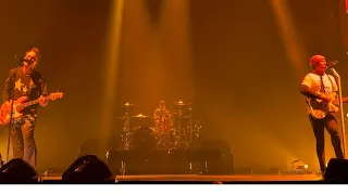 Blink 182: Happy Holidays, You Bastard [Live 4K] - Reunion tour (Chicago, Illinois - May 6, 2023)