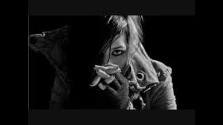 SKYLAR GREY- BACK FROM THE DEAD [FT BIG SEAN,TRAVIS BARKER (LYRICS)]