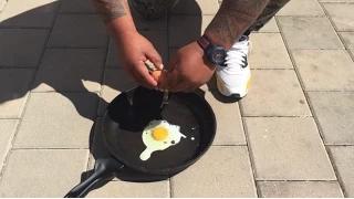 FRIED EGG OUTSIDE IN PERTH