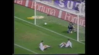 Seedorf skills (Real V Valencia 1996/97)