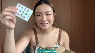 Han Yun unboxing the Polaroid Go