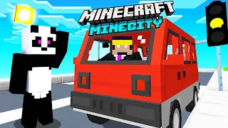 Ne-a plimbat cu MASINA BLINDATA A BANCII pe MineCity!