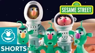 Sesame Street: Planet Bert | Bert and Ernie's Great Adventures