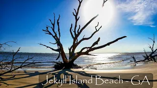 Walking Saint Andrews Beach: Jekyll Island, Georgia - USA