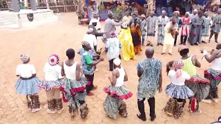 le passage de la danse  MEHEUP, pendant la cérémonie à foplouh