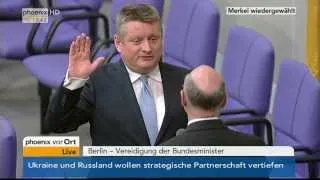 Bildung der Bundesregierung: Vereidigung der Bundesminister am 17.12.2013