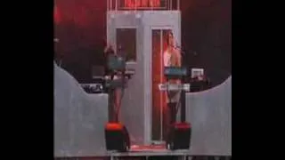 Royksopp - Remind Me live at Glastonbury 2005