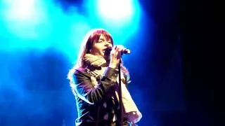 Axelle Red Live Le monde tourne mal.MTS