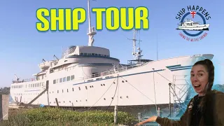 Ship Happens Tours The Aurora Cruise Liner In USA