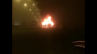 На Русском острове сгорел спорткар