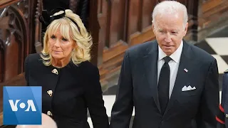 President Biden and Foreign Dignitaries Arrive in Westminster Abbey | VOANews