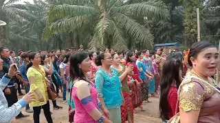 TARI MAENA TARI TRADISIONAL SUKU NIAS || PESTA PERNIKAHAN SUKU NIAS DI PERANTAUAN