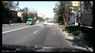 14. Новые аварии и ДТП Октябрь 2013. Подборка аварий (Car Crash Compilation October 2013)