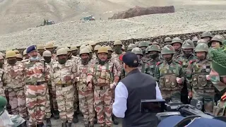 Sh Rajnath Singh, Hon'ble Raksha Mantri interacted with ITBP troops in Ladakh. #Himveers