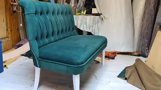 We make a beautiful sofa in a carriage screed. Soft sofa. How to make a capitonné sofa