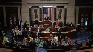Democrats stage sit-in on House floor